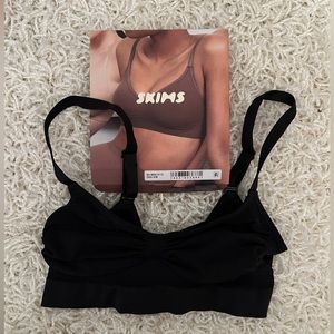 SKIMS Seamless Sculpting Bralette